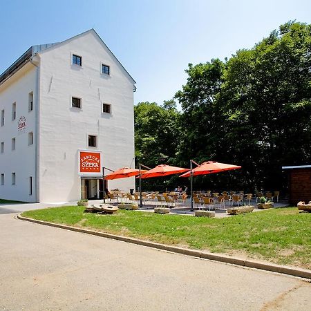 Hotel Zamecka Sypka Blansko Exteriör bild