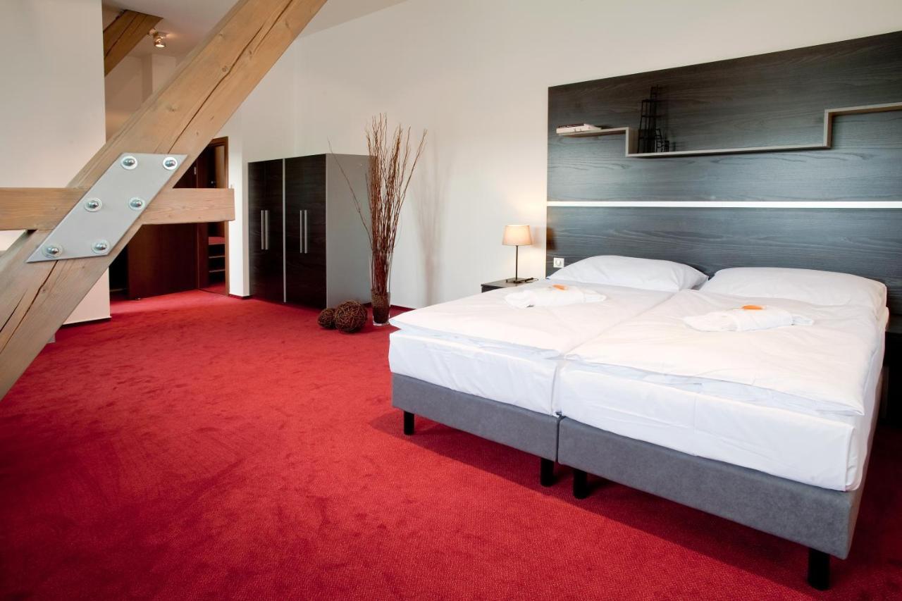 Hotel Zamecka Sypka Blansko Exteriör bild
